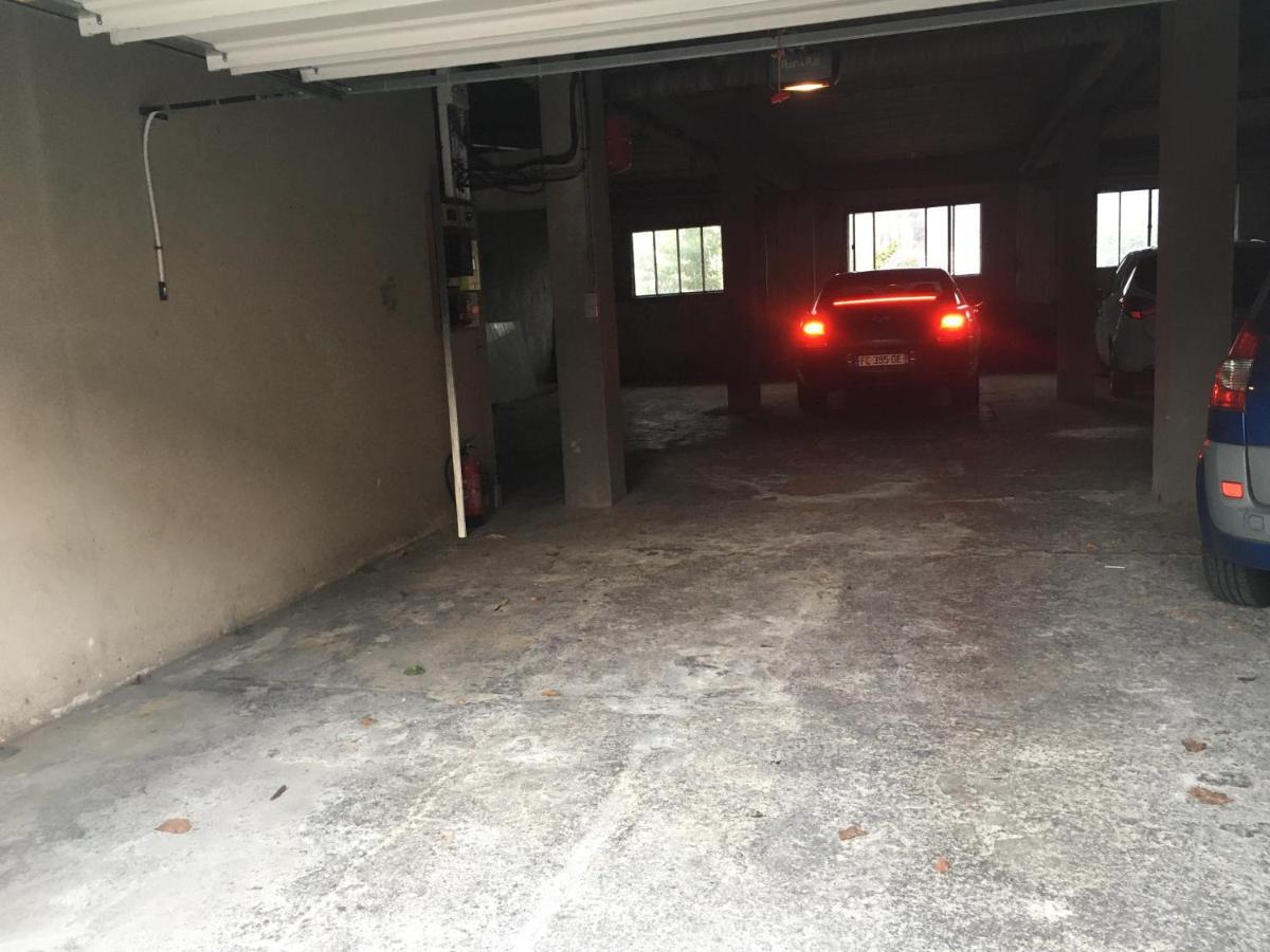 Appart Aux Deux Colombes Avec Balcon Et Garage Pamiers Exterior photo